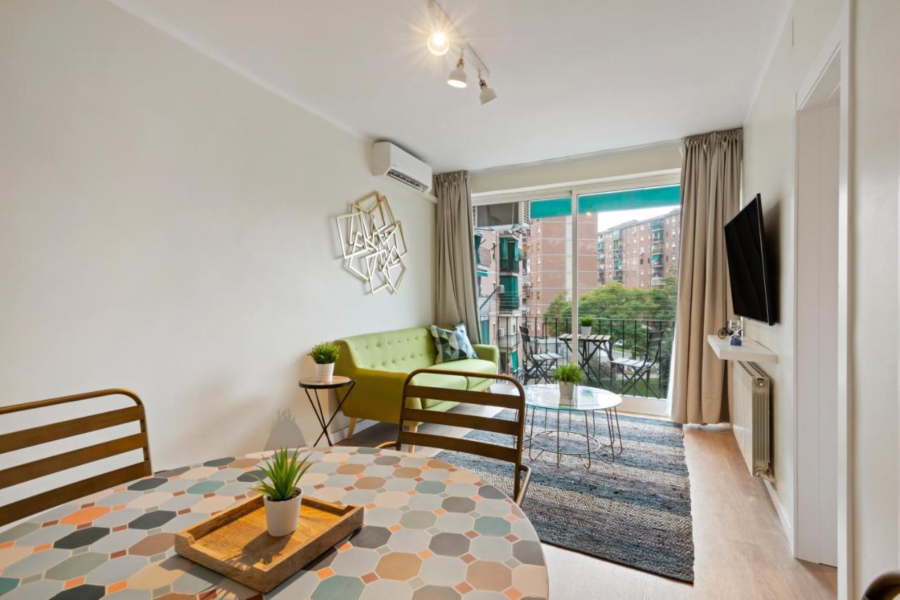 סנט אדריה דה בסוס Tendency Apartments Forum 4 מראה חיצוני תמונה