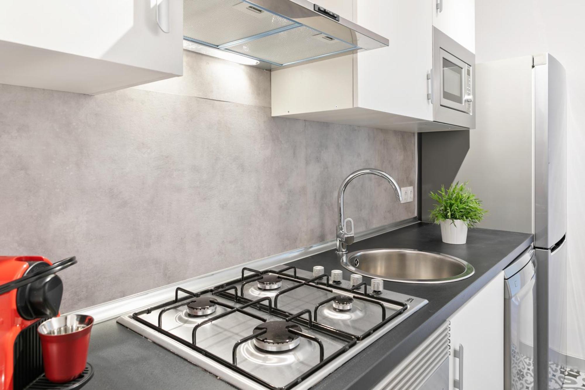 סנט אדריה דה בסוס Tendency Apartments Forum 4 מראה חיצוני תמונה
